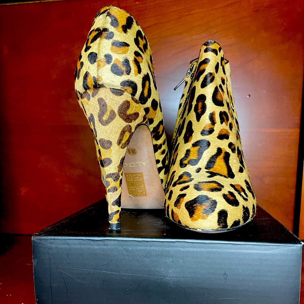 Aldo cheetah print bootie pumps Women’s size 8US 38.5EU Good condition worn once